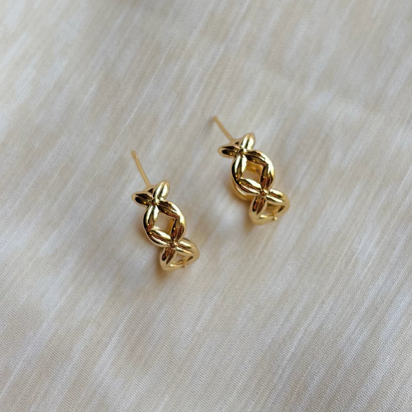 Criss-Cross Hoops