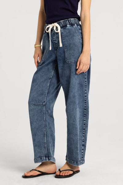 Avril Pants
