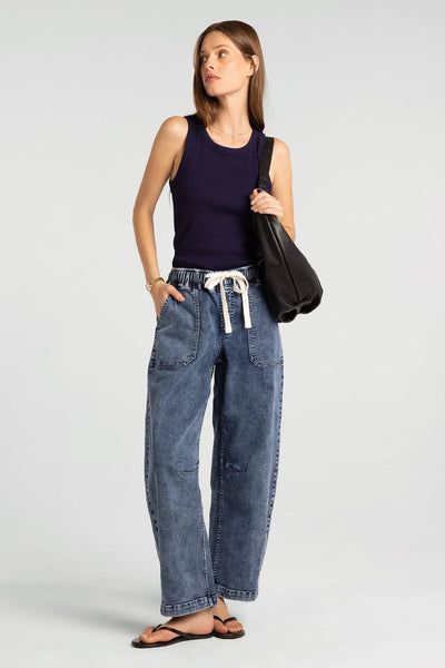 Avril Pants