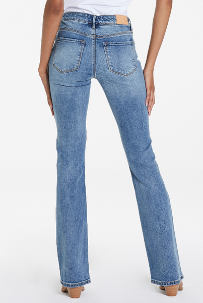 Jaxtyn Bootcut Waikiki Jeans